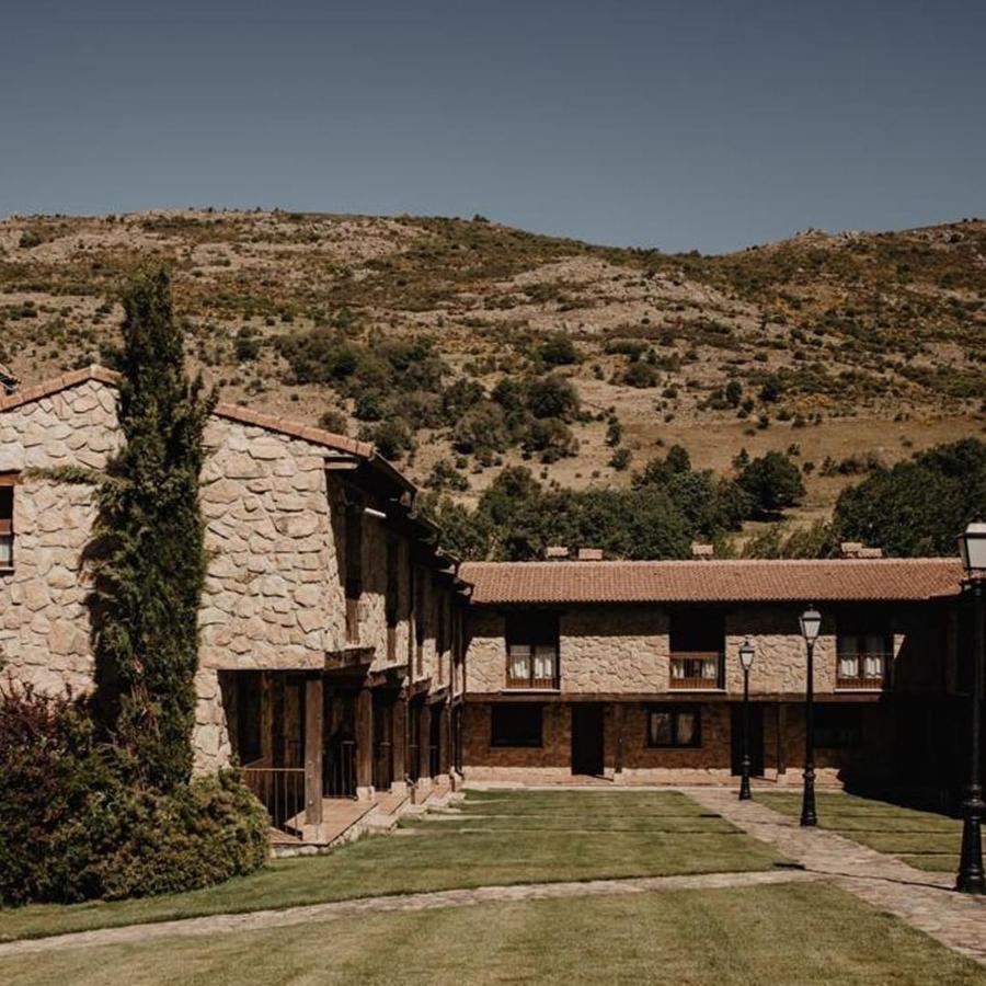 Hotel Ribera Del Corneja Navacepedilla de Corneja Extérieur photo
