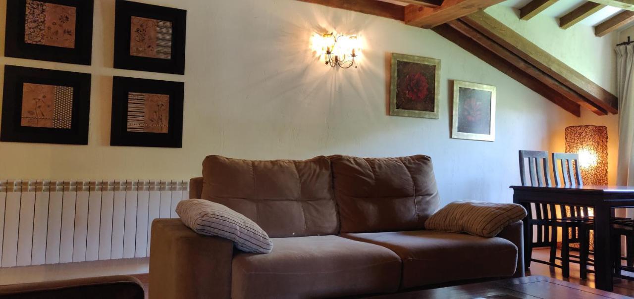 Hotel Ribera Del Corneja Navacepedilla de Corneja Extérieur photo
