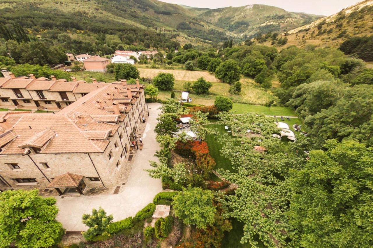 Hotel Ribera Del Corneja Navacepedilla de Corneja Extérieur photo